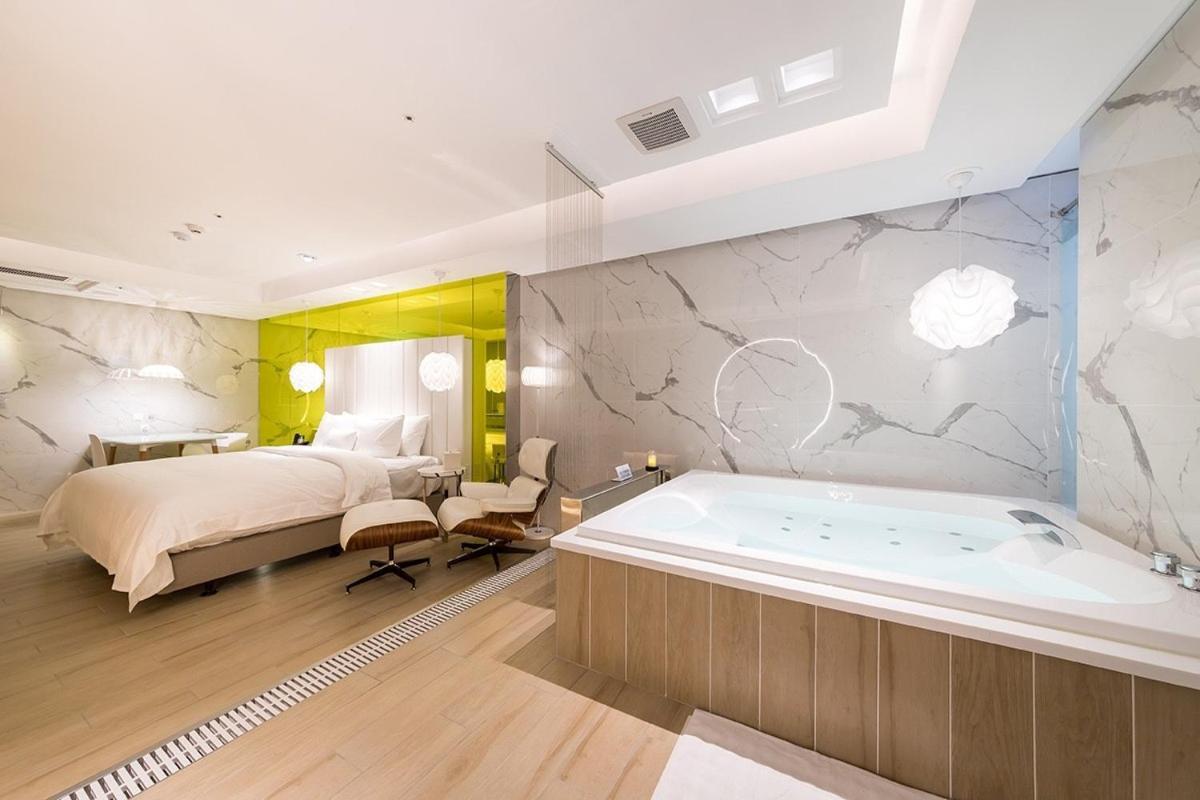 Uya Motel 新屋区 エクステリア 写真